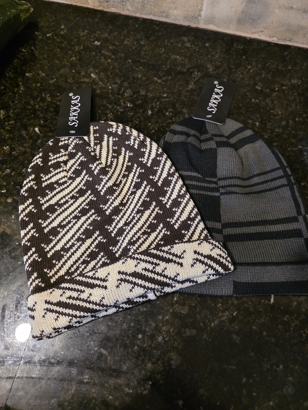 Black & Gray Knit Beanie Duo